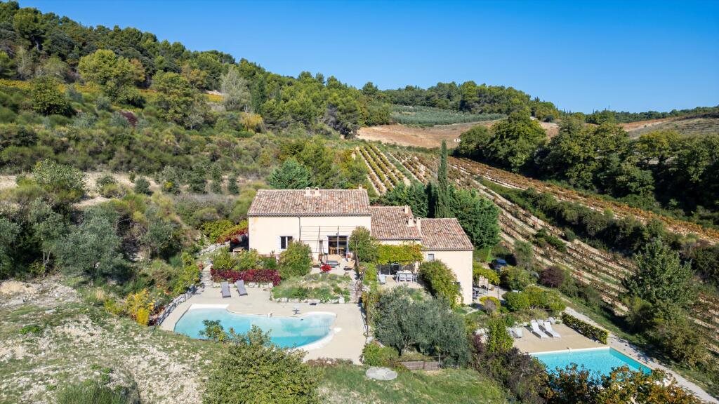 Maison à vendre, 360m², Vinsobres