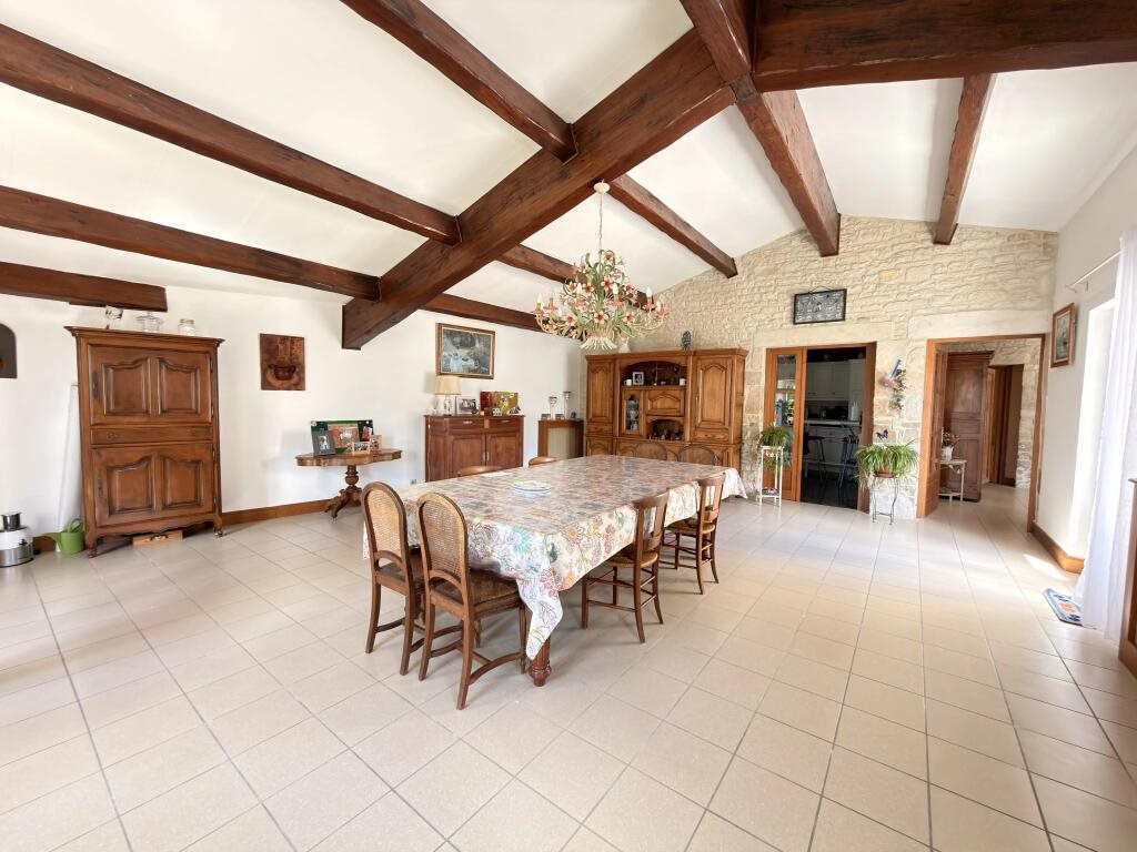 Maison à vendre, 234m², Villefagnan