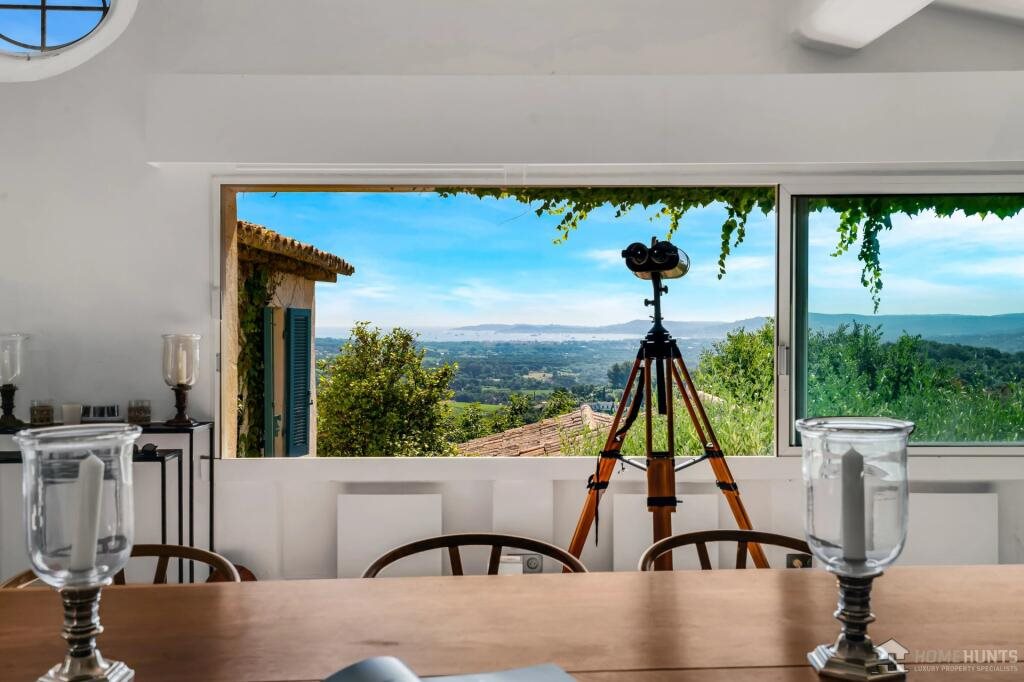 Maison à vendre, 385m², Grimaud