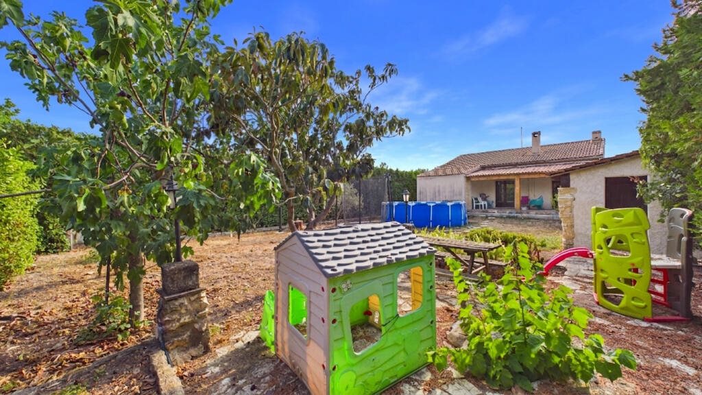 Maison à vendre, 3m², Morières-lès-Avignon