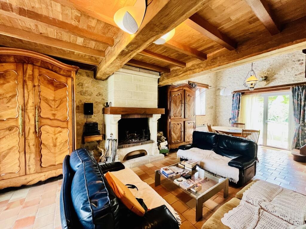 Maison à vendre, 149m², Douzains