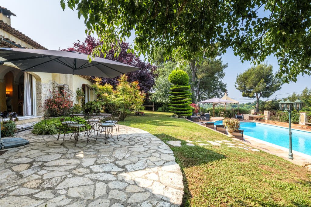 Maison à vendre, 165m², La Gaude