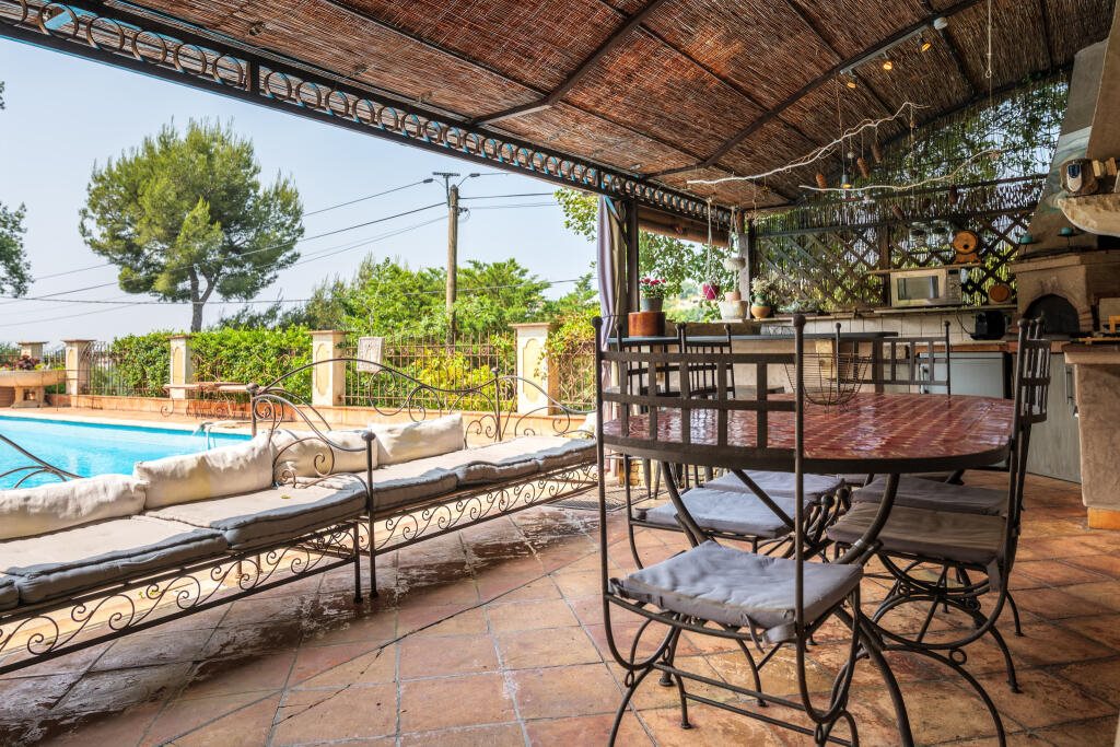 Maison à vendre, 165m², La Gaude