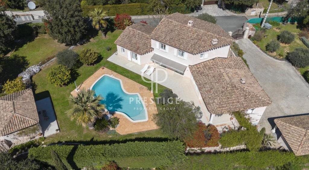 Maison à vendre, 222m², Valbonne