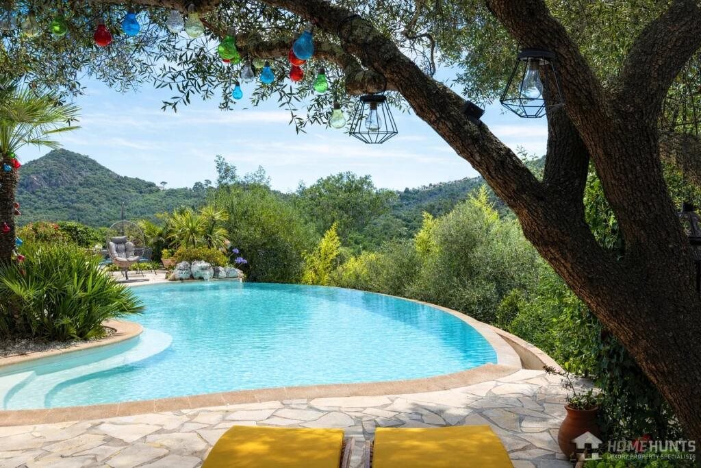 Maison à vendre, 200m², Mandelieu-la-Napoule