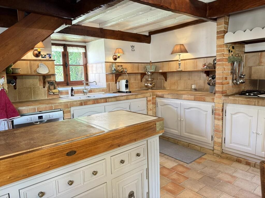 Maison à vendre, 250m², Salles-Lavalette