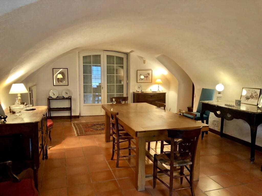 Maison à vendre, 1100m², Carcassonne
