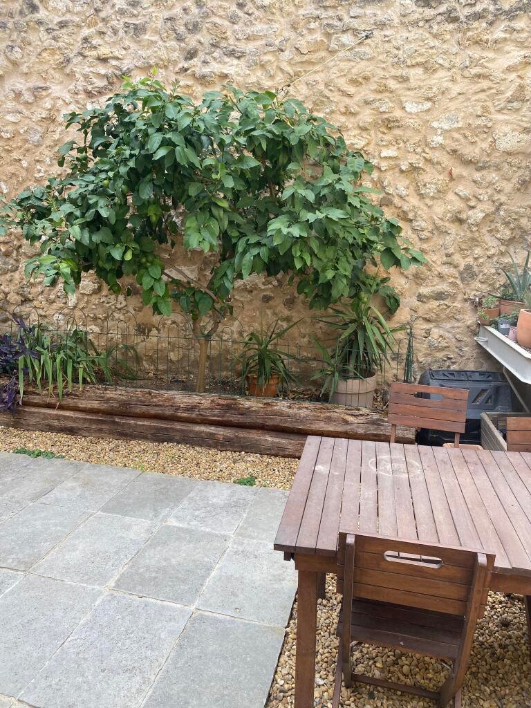 Maison à vendre, 3m², Saint-Geniès-de-Fontedit