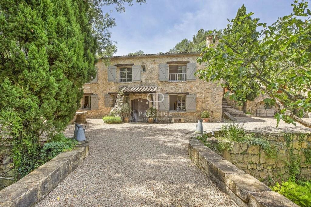 Maison à vendre, 415m², Le Rouret