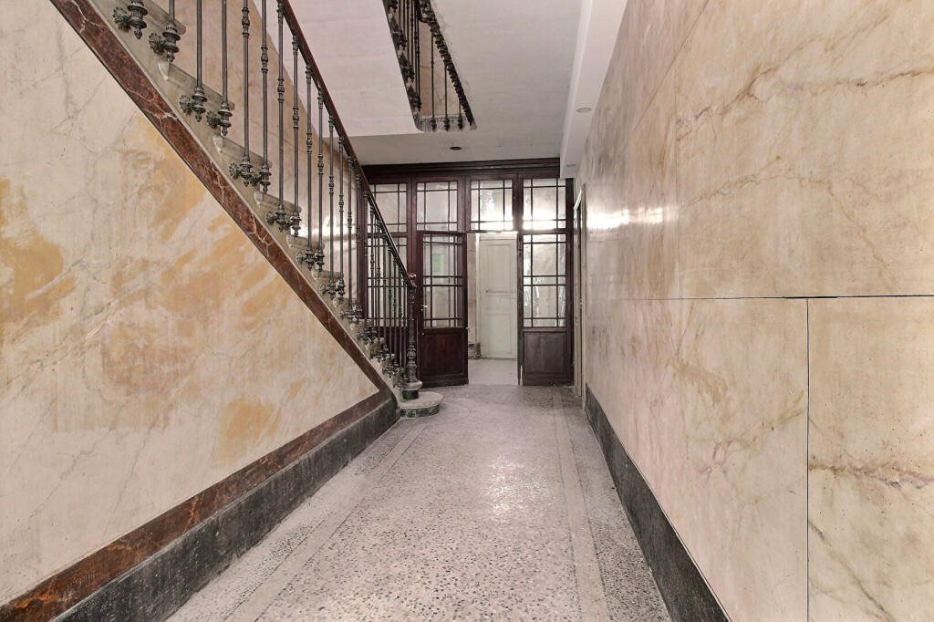 Maison à vendre, 1m², Remoulins