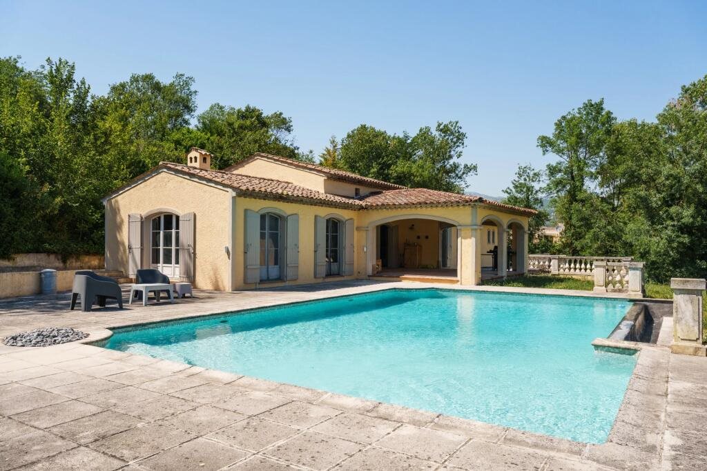 Maison à vendre, 150m², Grasse