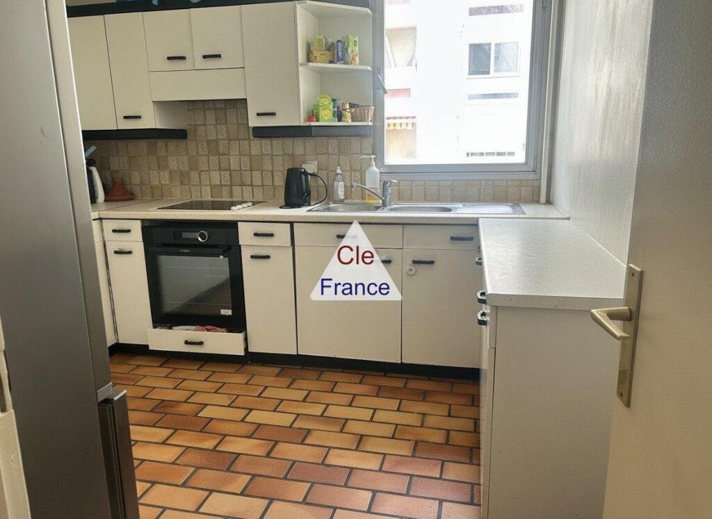 Maison à vendre, 2m², Paris 18ème