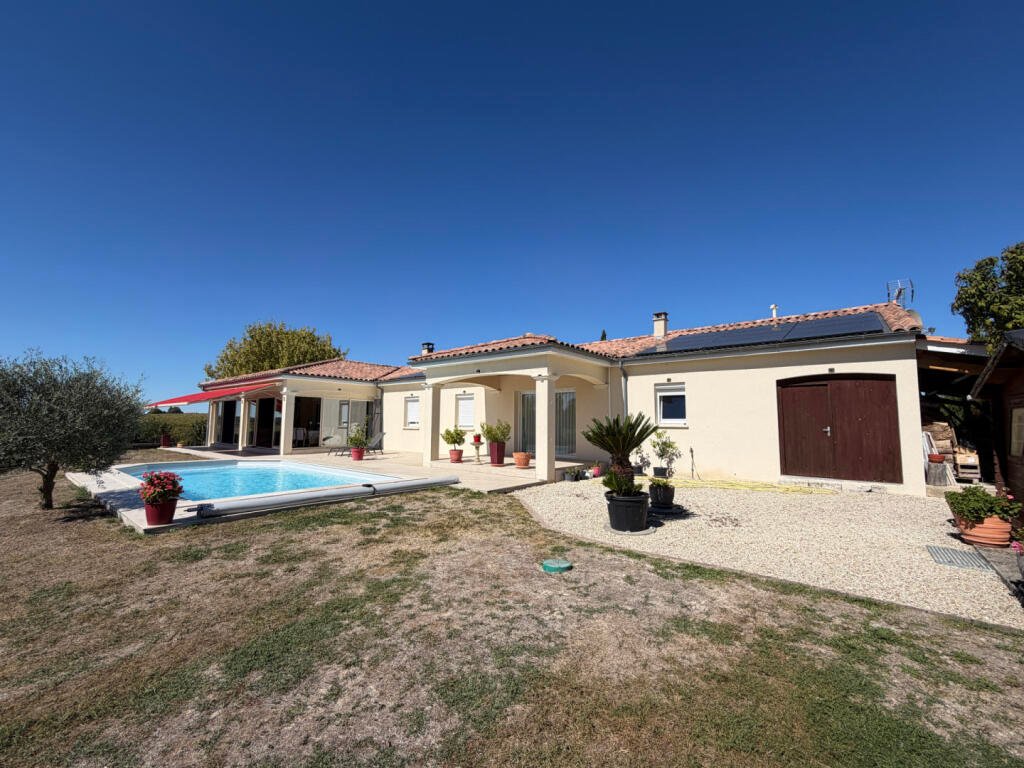 Maison à vendre, 156m², Saint-Maigrin
