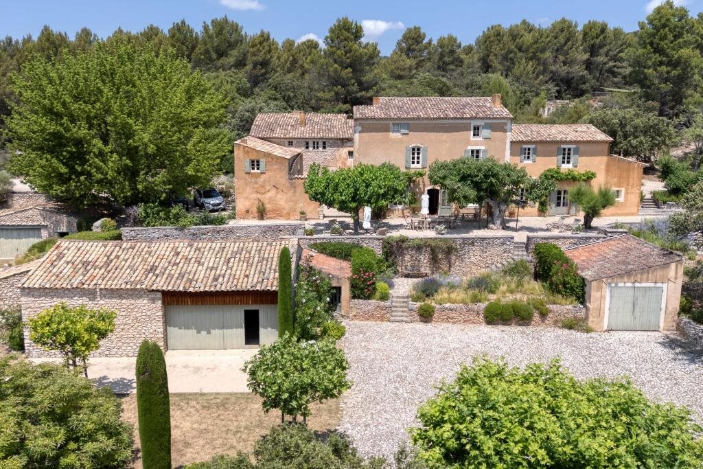 Maison à vendre, 490m², Saint-Saturnin-lès-Apt