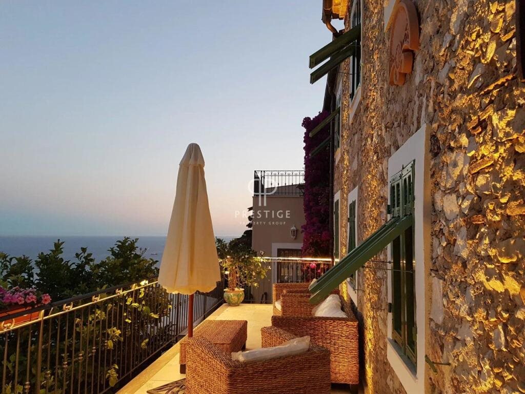 Maison à vendre, 212m², Roquebrune-Cap-Martin