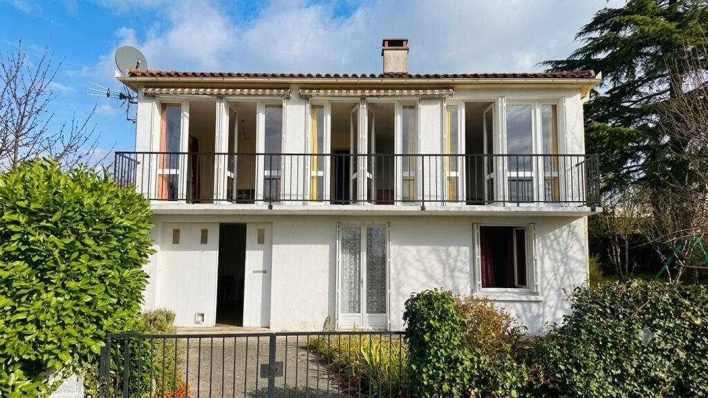 Maison à vendre, 3m², Figeac