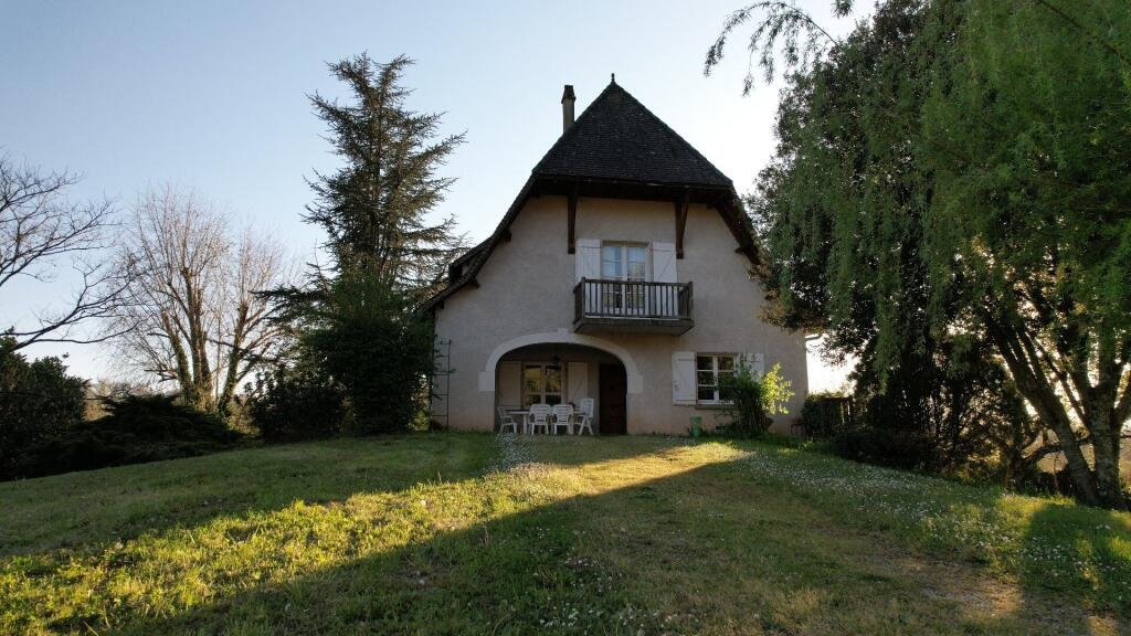 Maison à vendre, 4m², Lamagdelaine