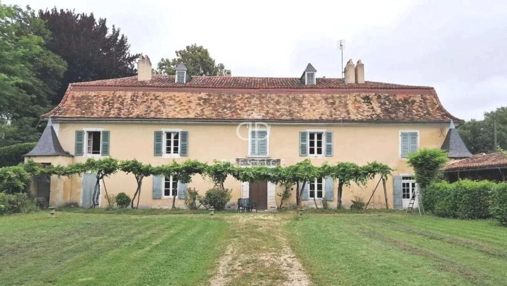 Maison à vendre, 460m², Aubeterre-sur-Dronne