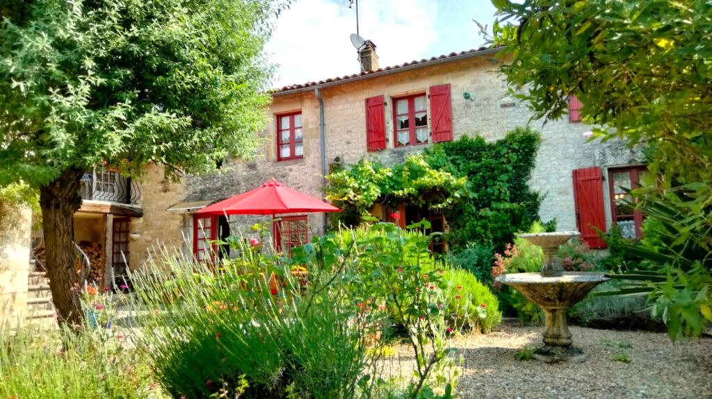 Maison à vendre, 155m², Salles-de-Villefagnan