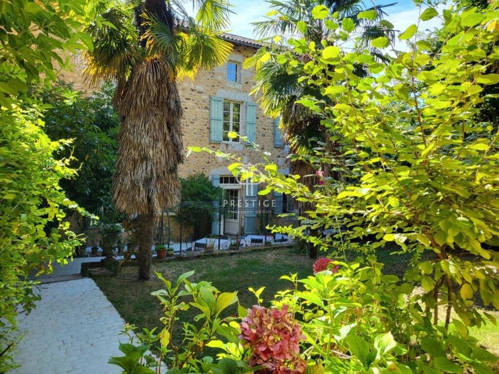 Maison à vendre, 545m², Nontron