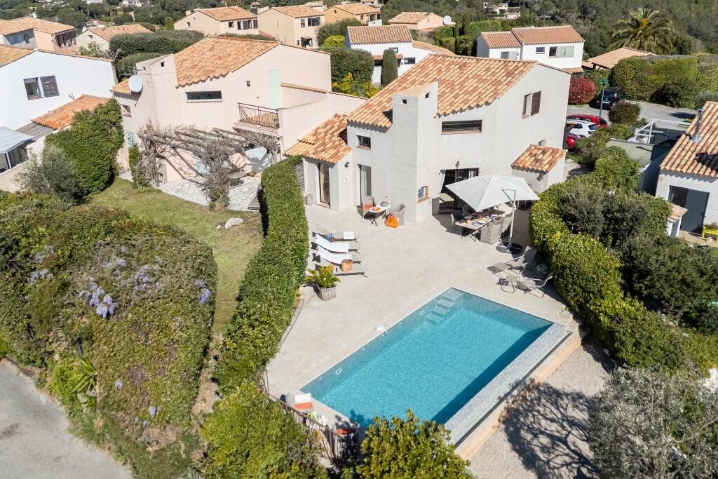 Maison à vendre, 107m², Valbonne