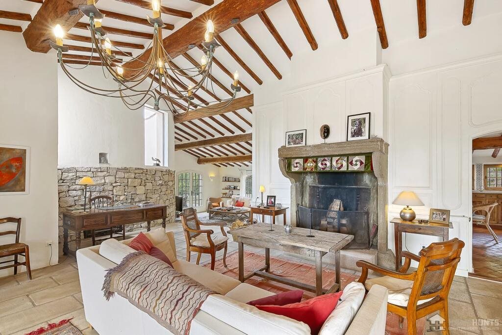 Maison à vendre, 280m², La Garde-Freinet