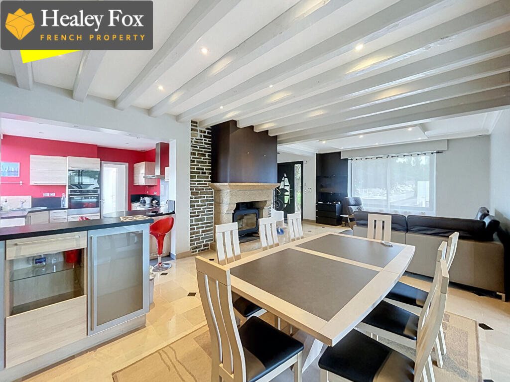 Maison à vendre, 309m², Saint-Hilaire-du-Harcouët