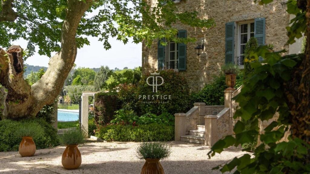 Maison à vendre, 677m², Fayence