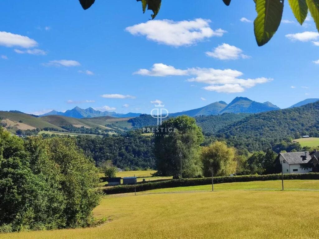 Maison à vendre, 210m², Oloron-Sainte-Marie