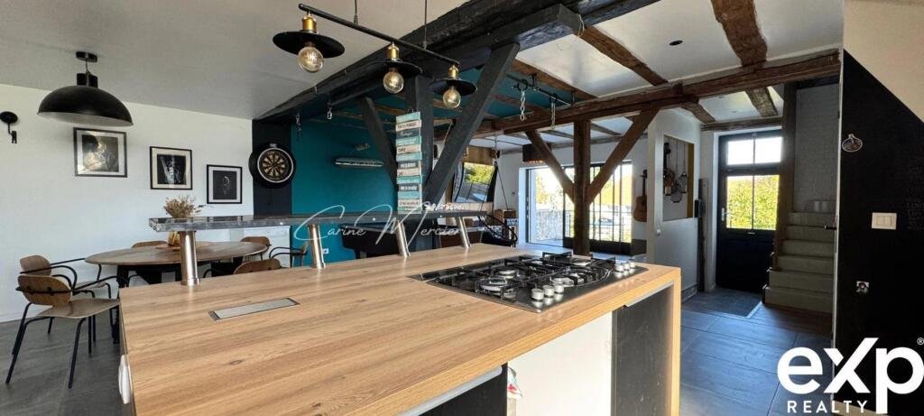 Maison à vendre, 174m², Montainville