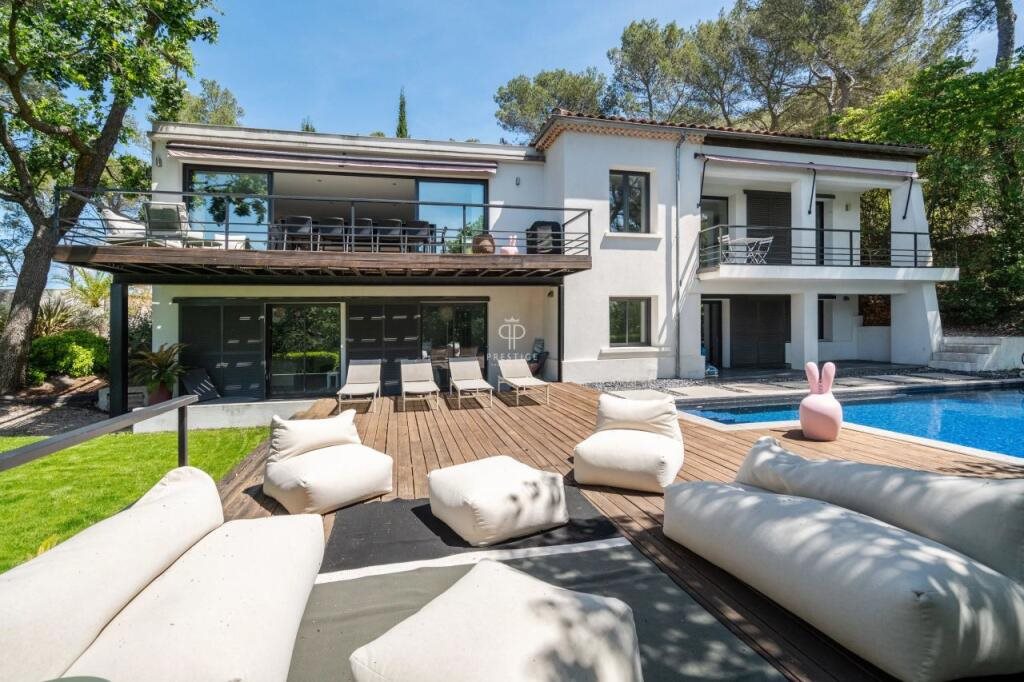 Maison à vendre, 215m², Meyreuil