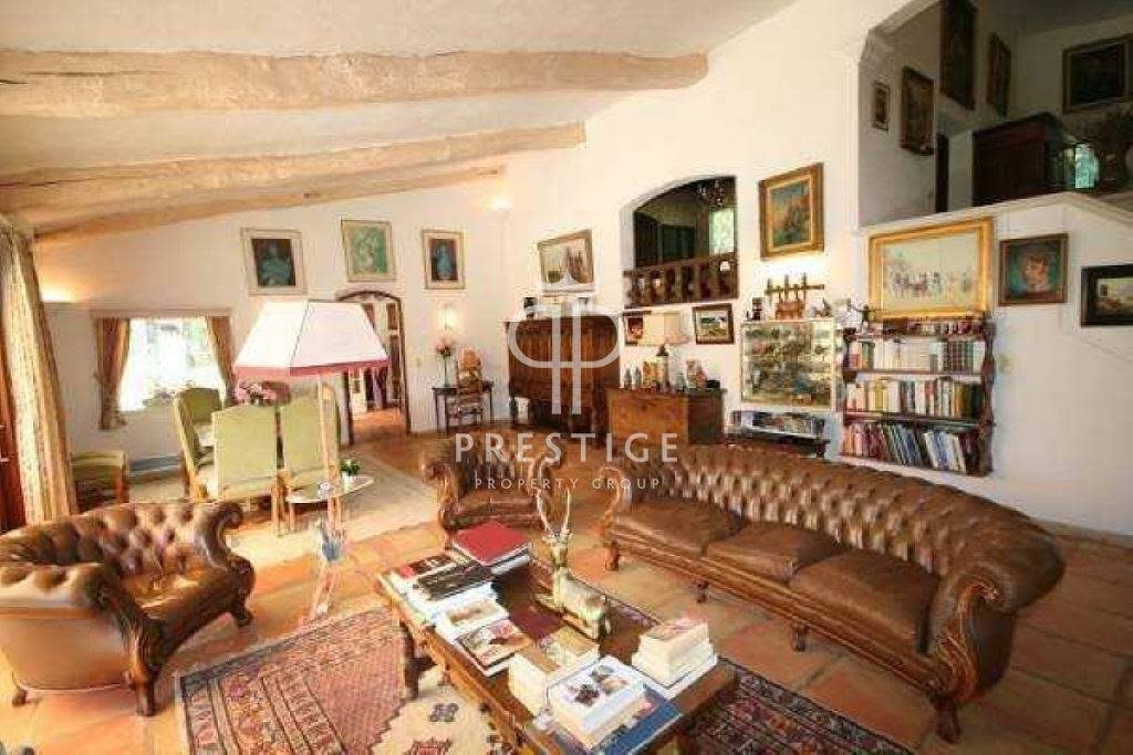 Maison à vendre, 370m², Mougins