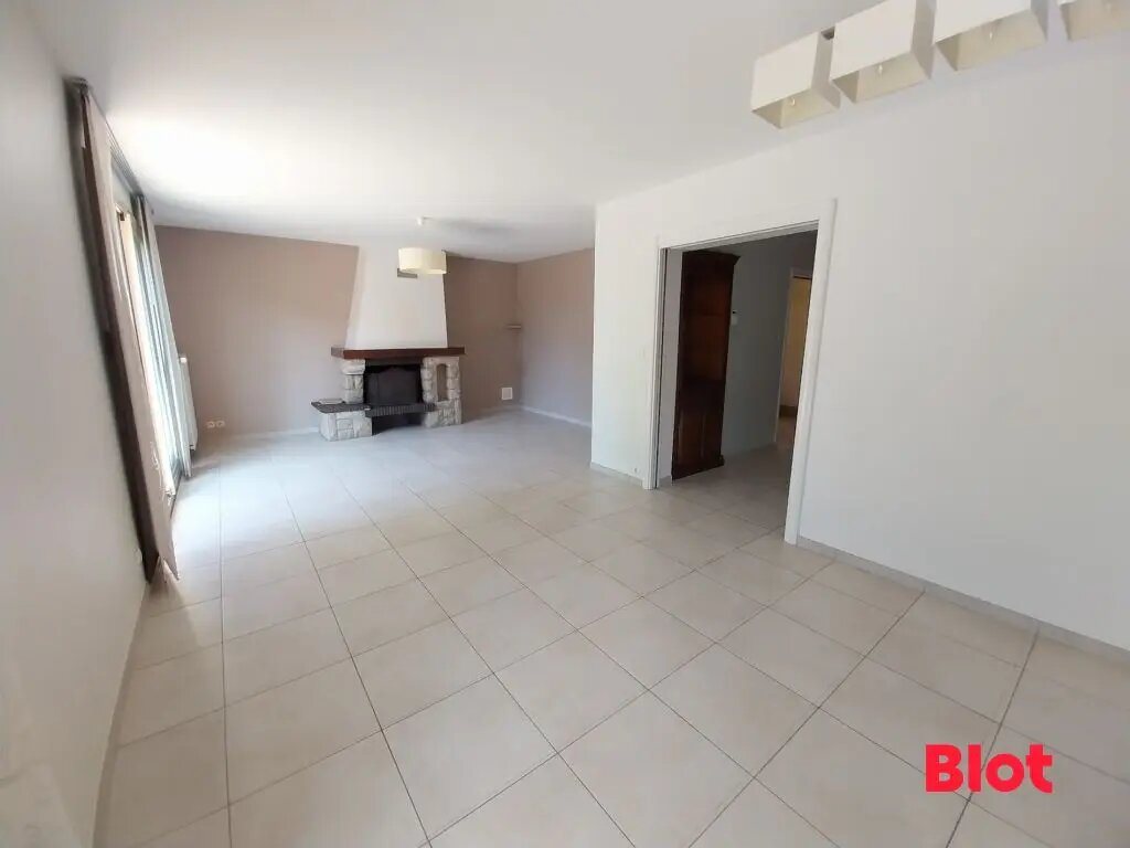 Maison à vendre, 142m², Erbrée