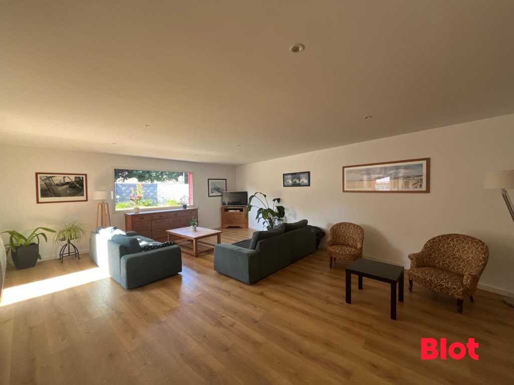 Maison à vendre, 173m², Etrelles