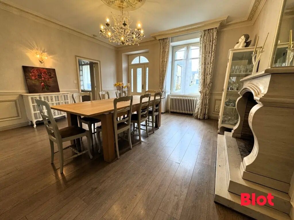 Maison à vendre, 252m², Bais