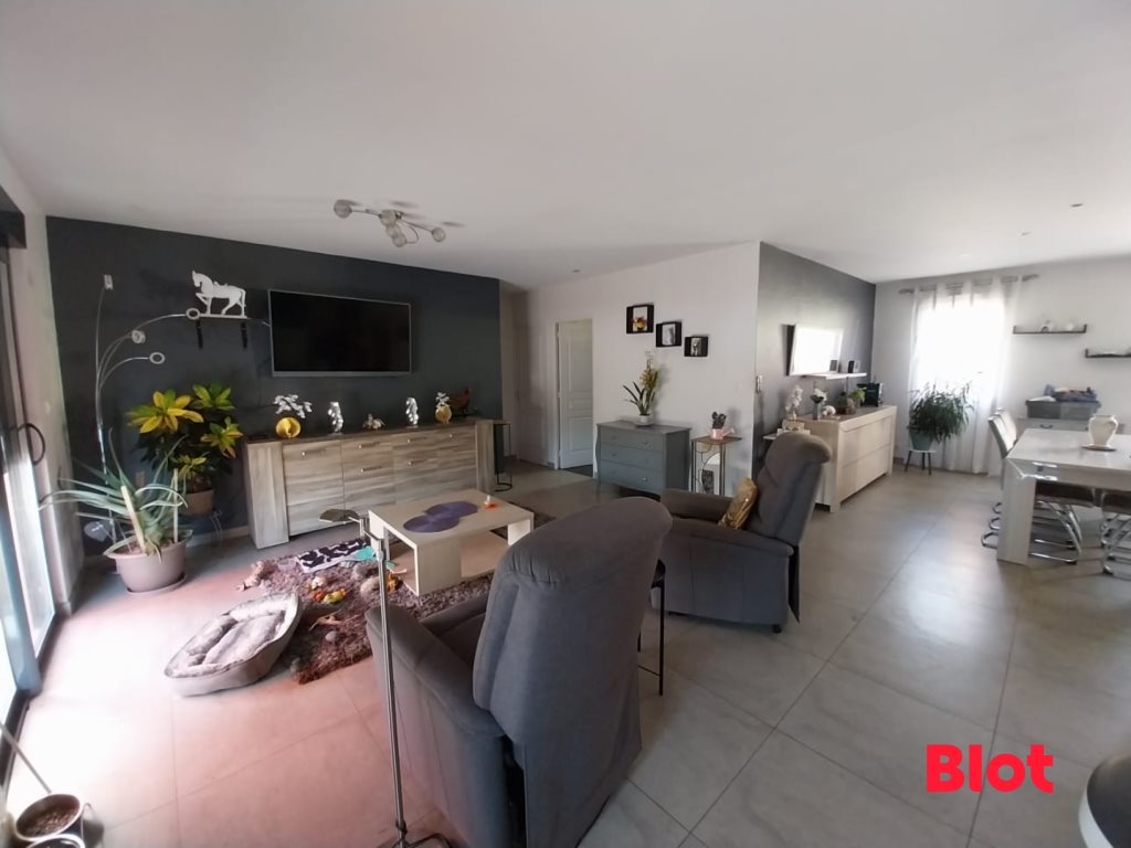 Maison à vendre, 103m², Taillis