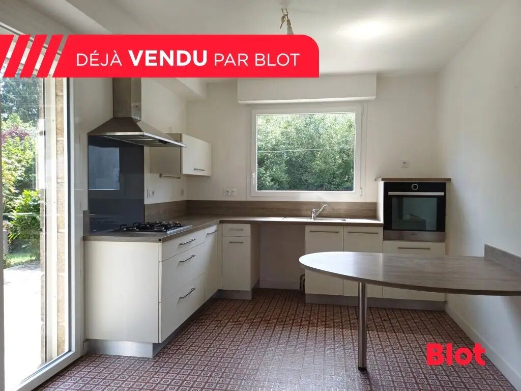 Maison à vendre, 138m², Châteaubourg