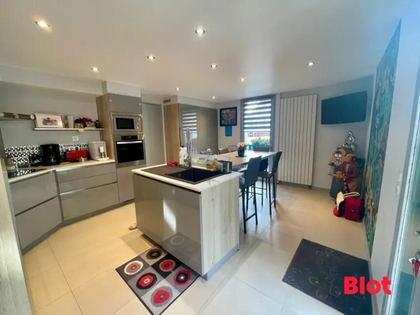 Maison à vendre, 186m², Vitré