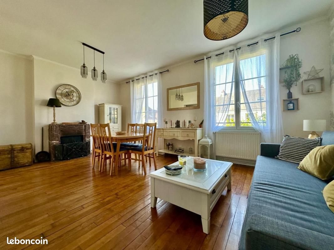 Appartement à louer, 71m², Etampes