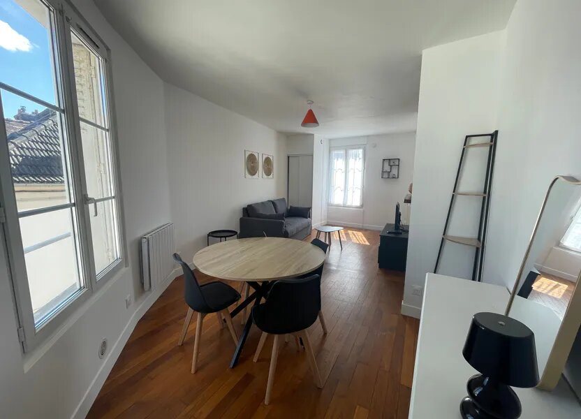 Appartement à louer, 28m², Arpajon