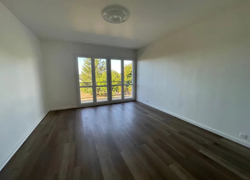 Appartement à louer, 71m², Dourdan