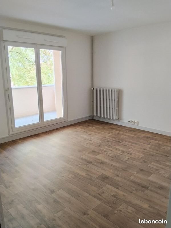 Appartement à louer, 85m², Vonnas