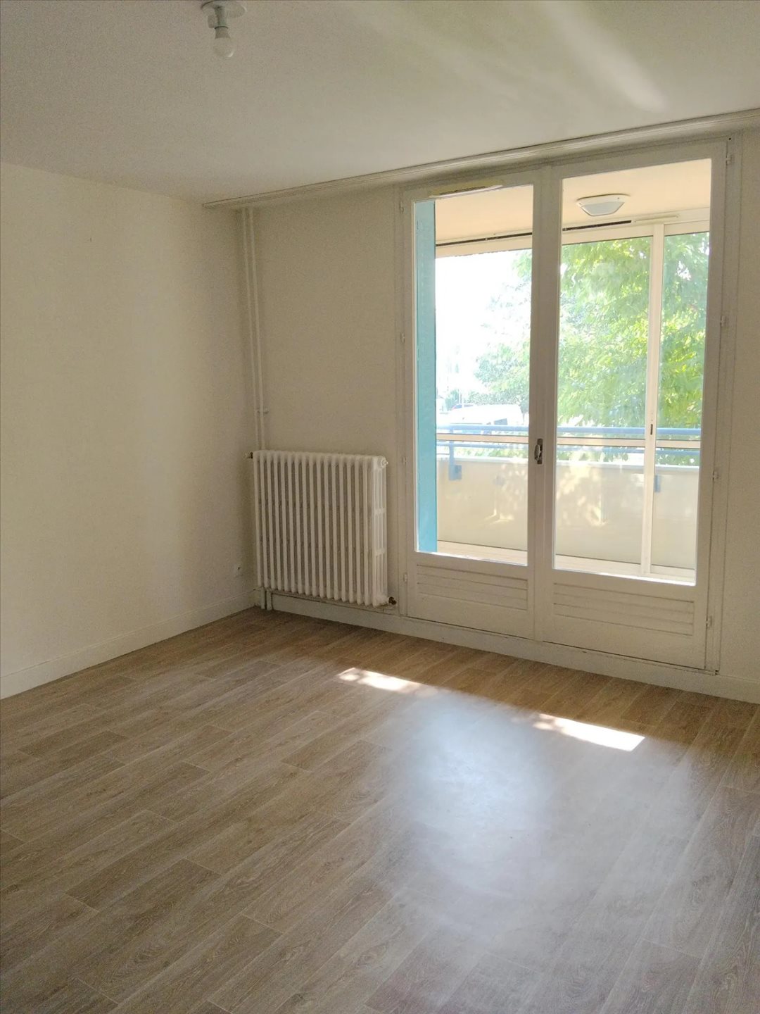 Appartement à louer, 85m², Saint-Etienne-du-Bois