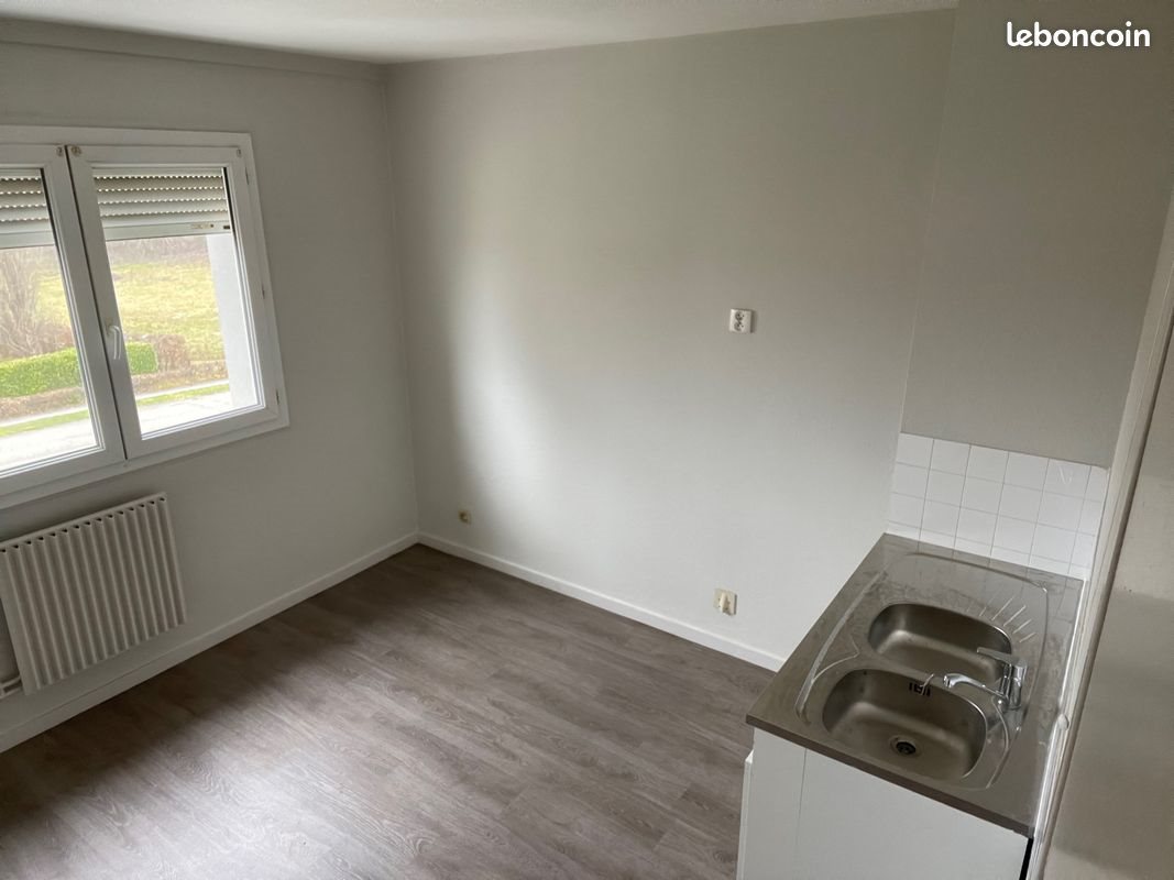 Appartement à louer, 62m², Servas