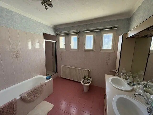 Maison à vendre, 240m², Clermont-l'Hérault