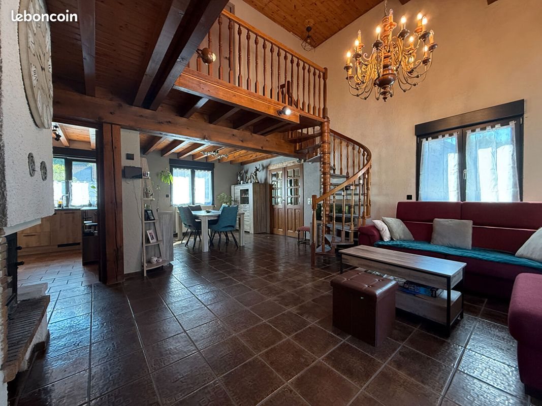 Maison à vendre, 111m², Moirans-en-Montagne