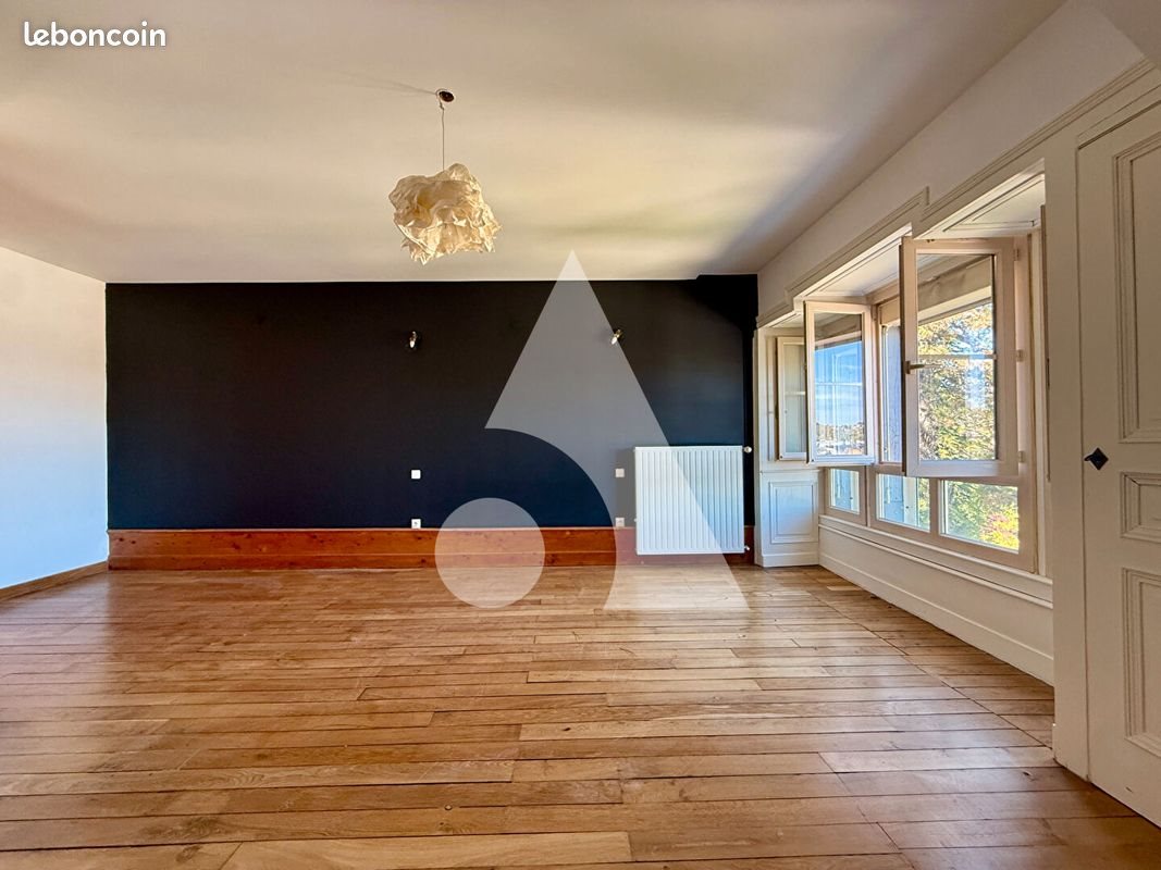 Appartement à vendre, 81m², Lons-le-Saunier