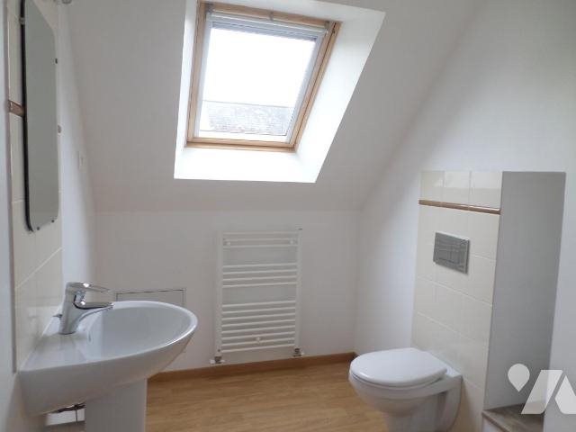 Maison à louer, 78m², Sainte-Sabine-sur-Longève