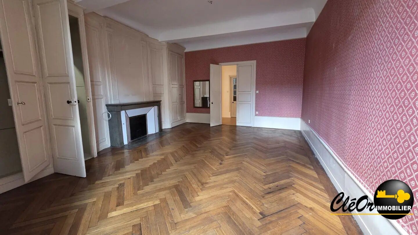 Appartement à louer, 155m², Louhans