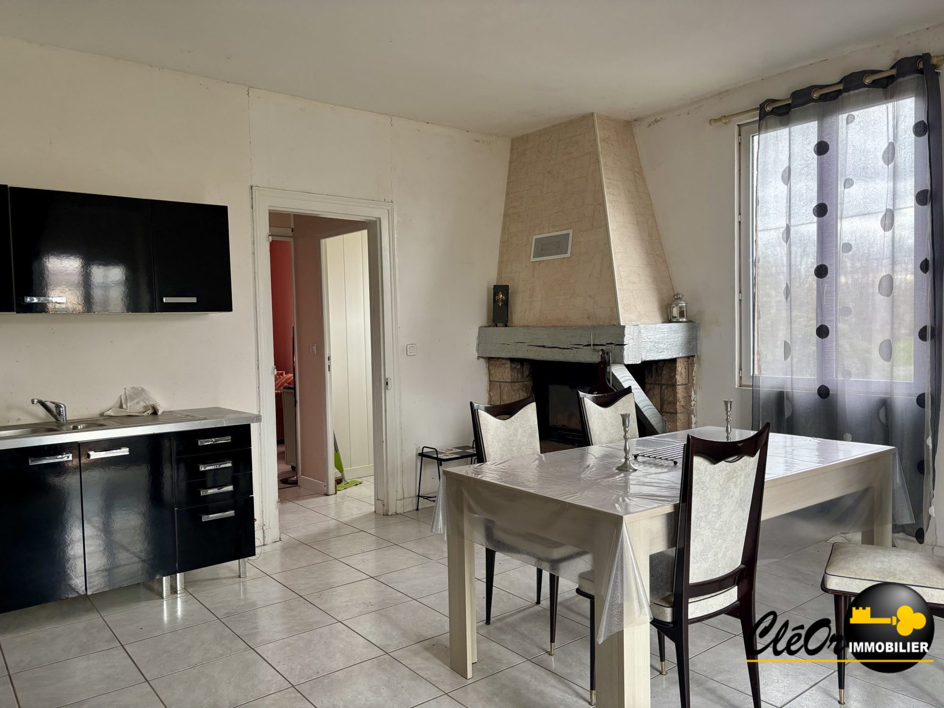Maison à vendre, 112m², Saint-Ambreuil